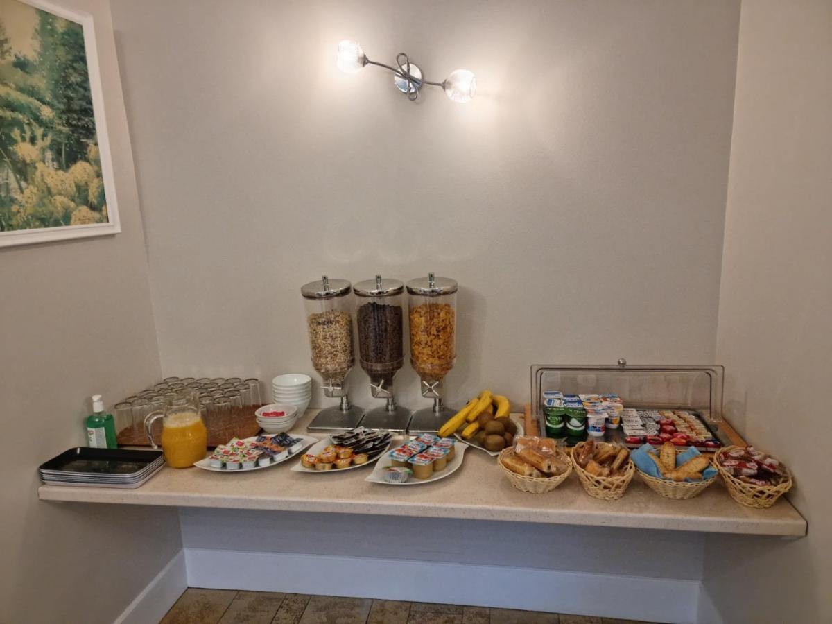 豪特马来斯酒店 圣马塞尔 外观 照片