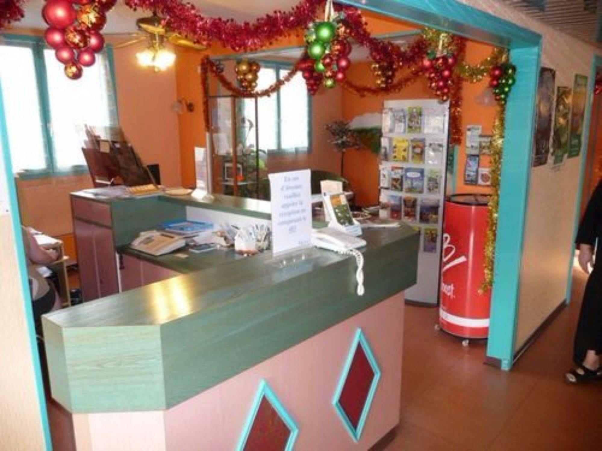 豪特马来斯酒店 圣马塞尔 外观 照片
